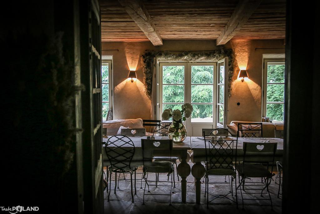 Dwor Dawidy Bed and Breakfast Mlynary Eksteriør billede